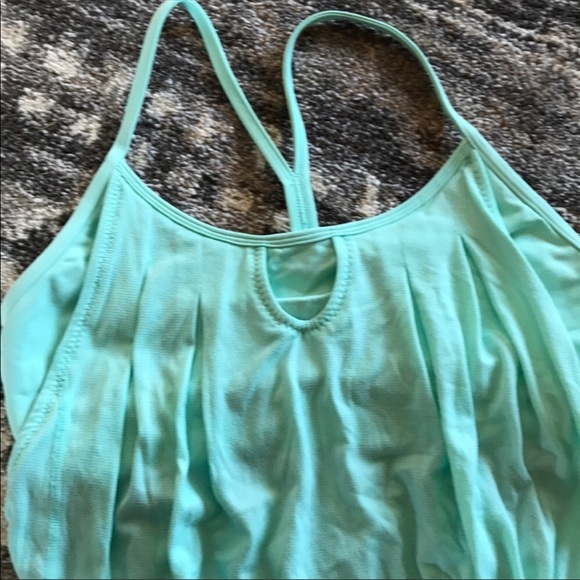 Lululemon Aquamarine Tank size 8 - Picture 2 of 5